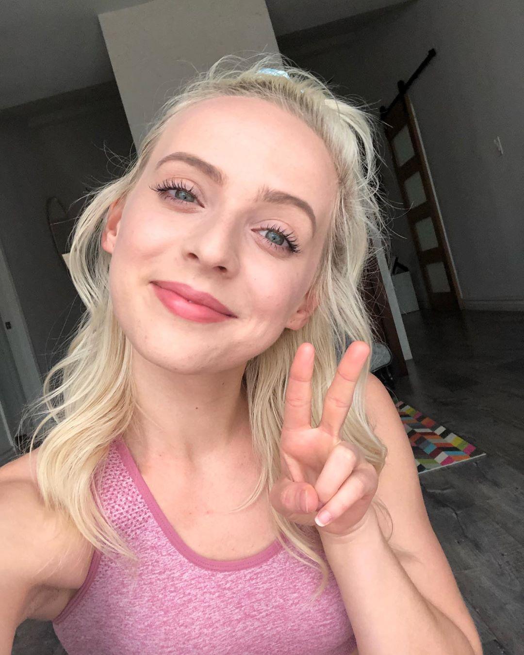 madilyn bailey boobs photo