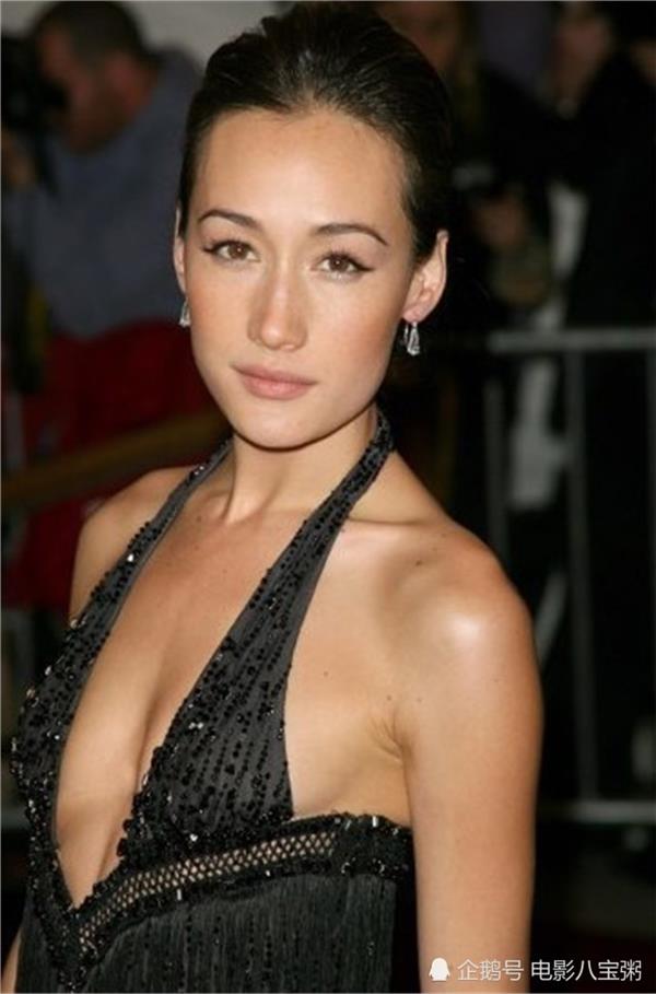 maggie q sexy cleavage