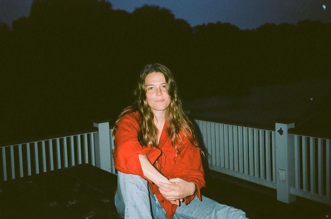 61 Sexy Maggie Rogers Boobs Pictures Will Expedite An Enormous Smile On Your Face 24