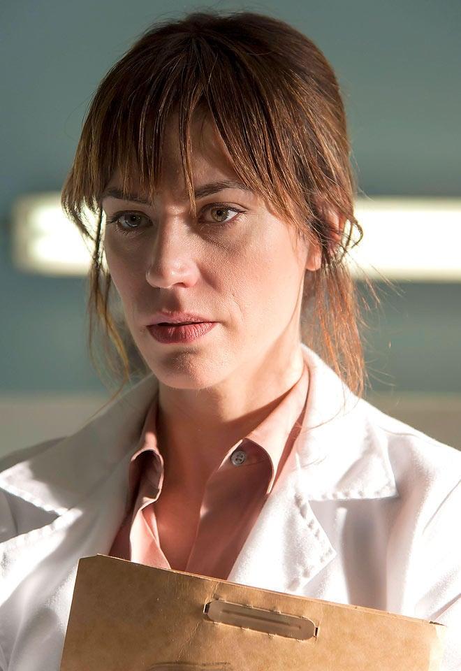 70+ Hot Pictures Of Maggie Siff Are Heaven On Earth 19