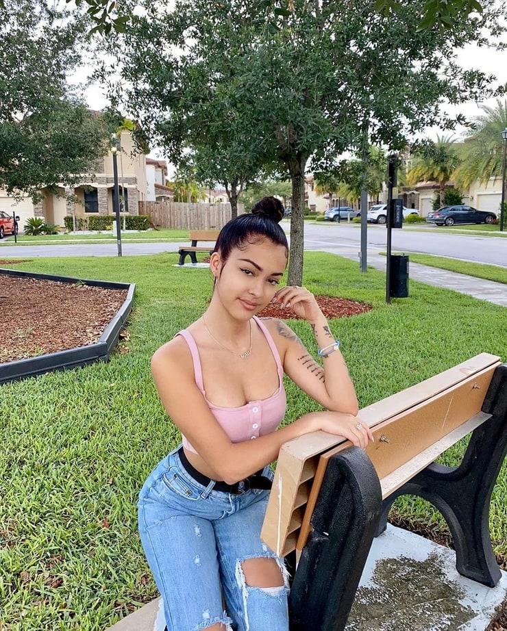 70+ Malu Trevejo Hot Pictures Will Drive You Nuts For Her 36