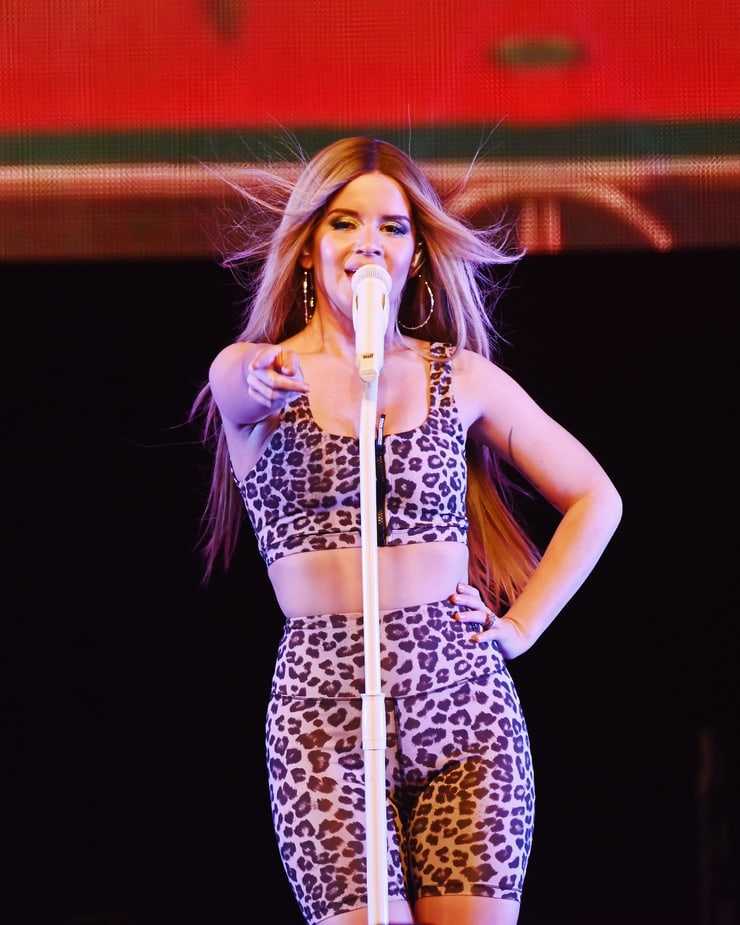 61 Sexy Maren Morris Boobs Pictures Which Will Make You Become Hopelessly Smitten With Her Attractive Body 243