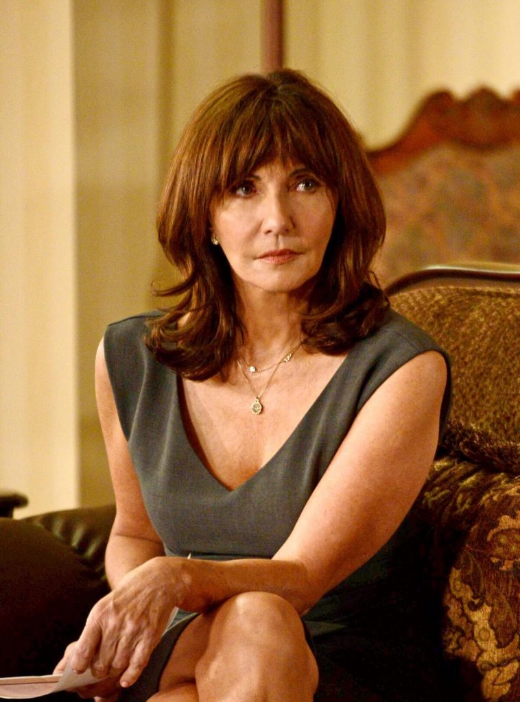 42 Sexy and Hot Mary Steenburgen Pictures – Bikini, Ass, Boobs 76