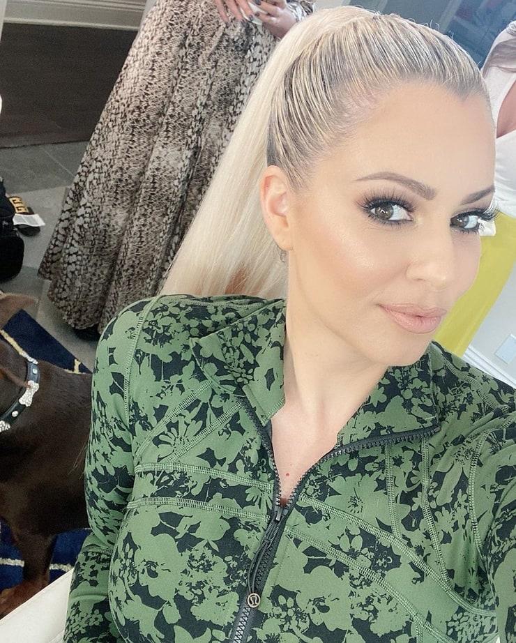 70+ Hot Pictures of Maryse Ouellet Proves that She Is the Sexiest WWE Diva 14