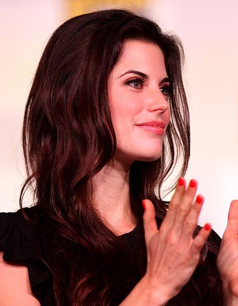 61 Sexy Meghan Ory Boobs Pictures Are Simply Excessively Damn Hot 201