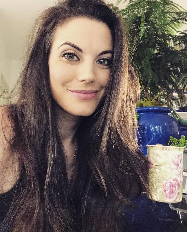 61 Sexy Meghan Ory Boobs Pictures Are Simply Excessively Damn Hot 189