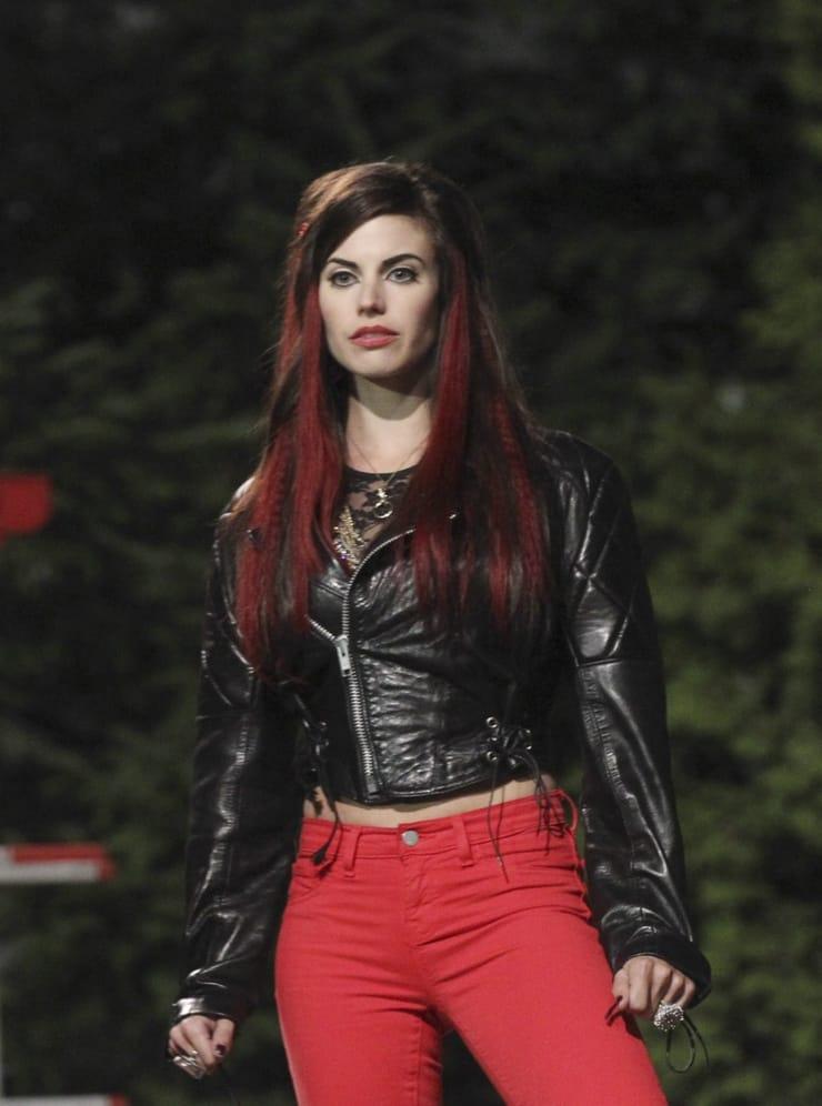 61 Sexy Meghan Ory Boobs Pictures Are Simply Excessively Damn Hot 583