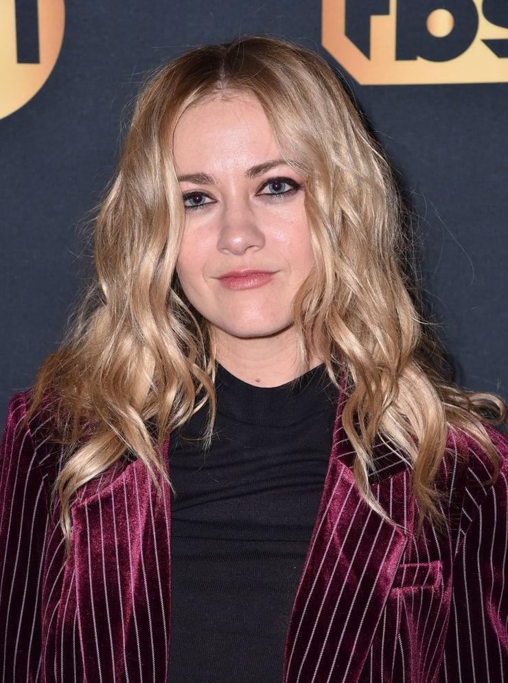 61 Sexy Meredith Hagner Boobs Pictures Are Truly Astonishing 20