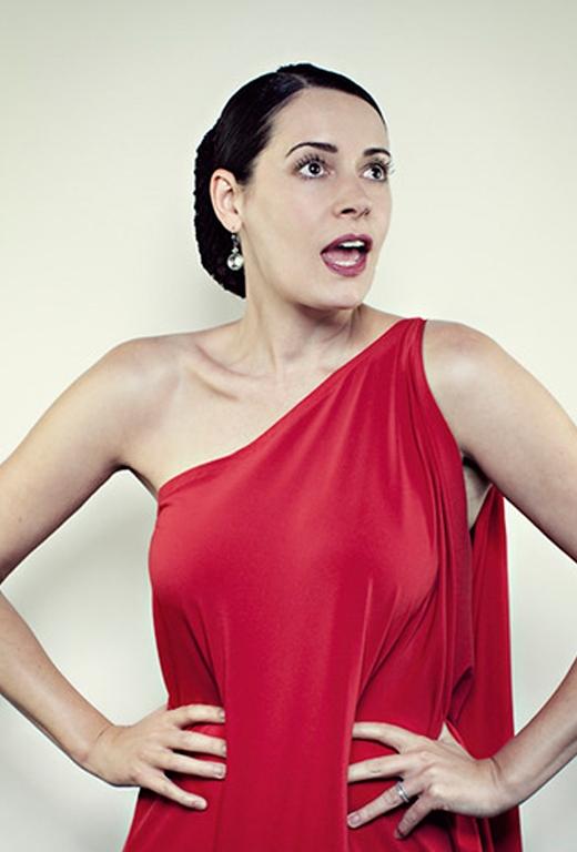 70+ Hot Pictures Of Paget Brewster From Criminal Minds Will Brighten Up Your Day 36