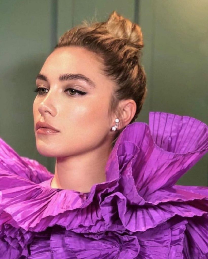 50 Sexy and Hot Florence Pugh Pictures – Bikini, Ass, Boobs 336