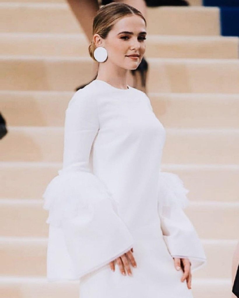 51 Sexy and Hot Zoey Deutch Pictures – Bikini, Ass, Boobs 209