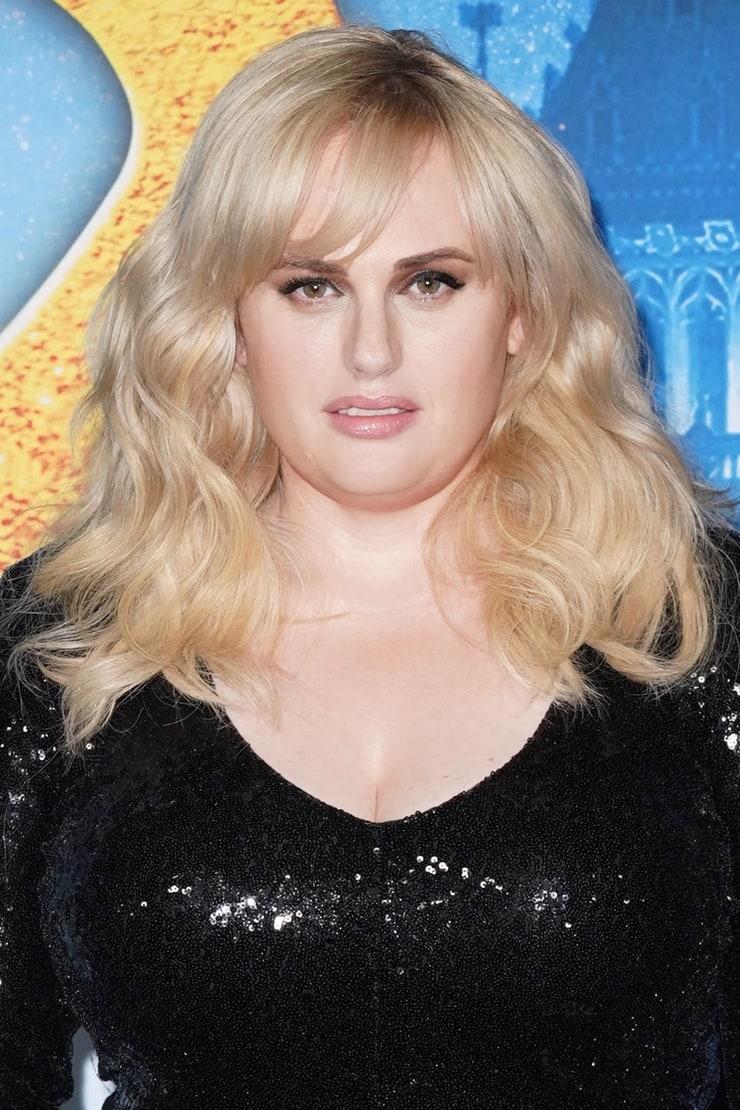 70+ Hot Pictures Of Rebel Wilson Are Seriously Epitome Of Beauty 549