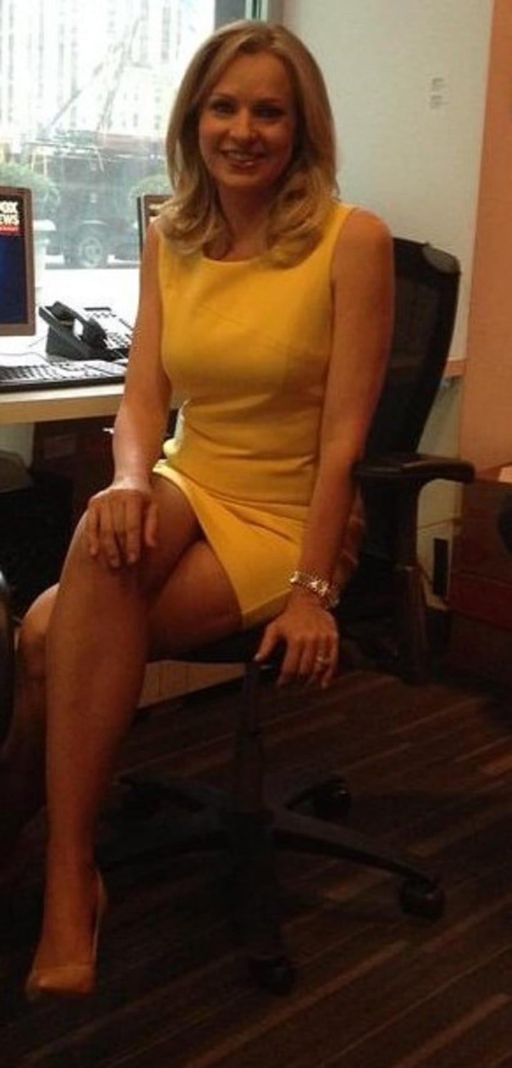 60+ Hottest Sandra Smith Pictures will win your hearts 352