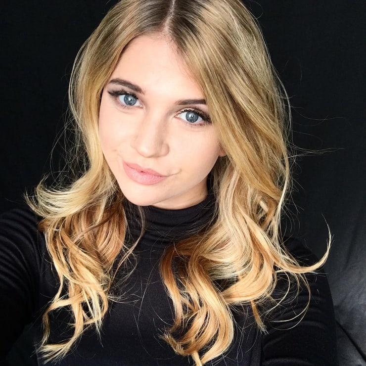51 Hot Pictures Of Sarah Fisher Are Going To Perk You Up 286