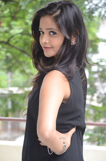 Telugu Hot Actress Shreya Vyas Latest Pics 6
