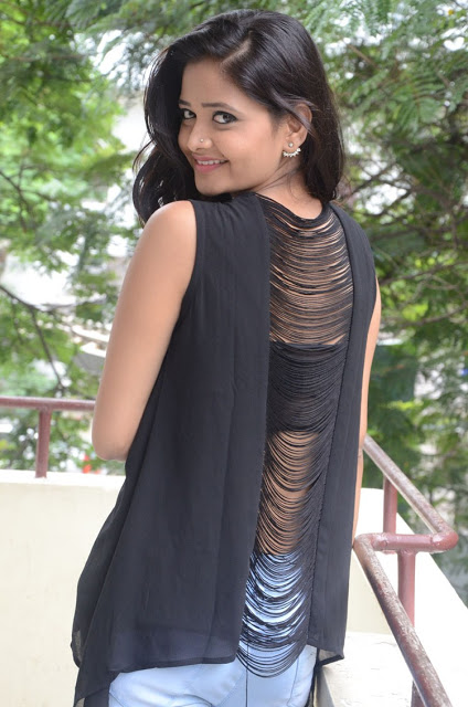 Telugu Hot Actress Shreya Vyas Latest Pics 34