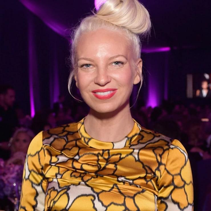 61 Sexy Sia Furler Boobs Pictures Are Simply Excessively Damn Delectable 31