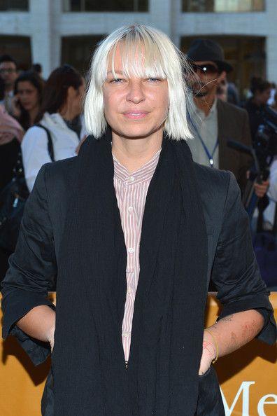 61 Sexy Sia Furler Boobs Pictures Are Simply Excessively Damn Delectable 43
