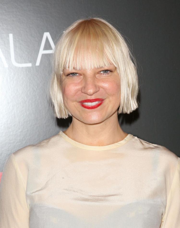 61 Sexy Sia Furler Boobs Pictures Are Simply Excessively Damn Delectable 12