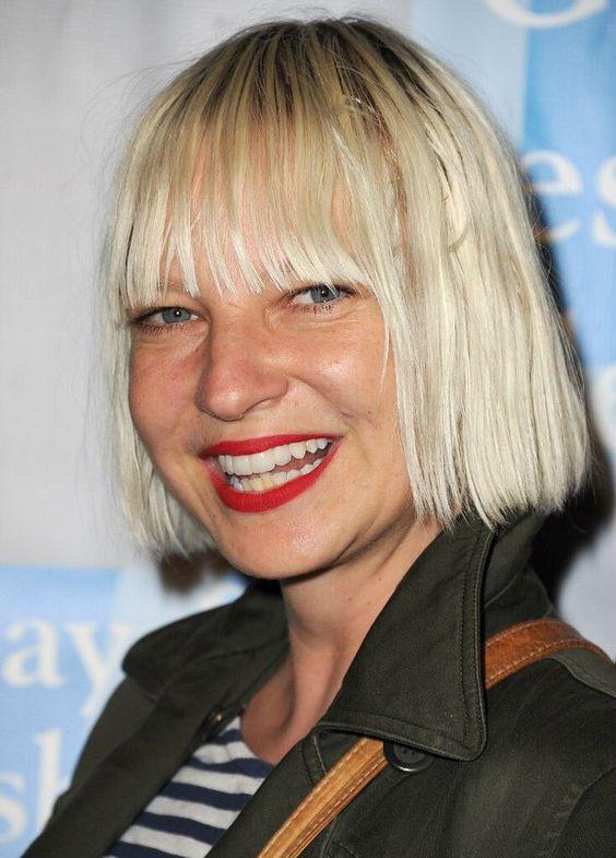 61 Sexy Sia Furler Boobs Pictures Are Simply Excessively Damn Delectable 9