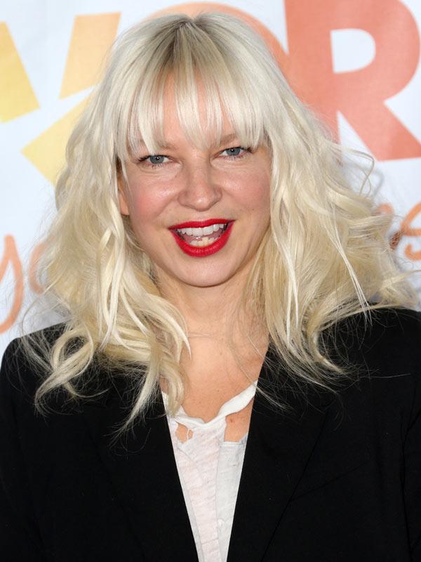 61 Sexy Sia Furler Boobs Pictures Are Simply Excessively Damn Delectable 8