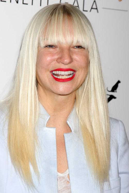 61 Sexy Sia Furler Boobs Pictures Are Simply Excessively Damn Delectable 7