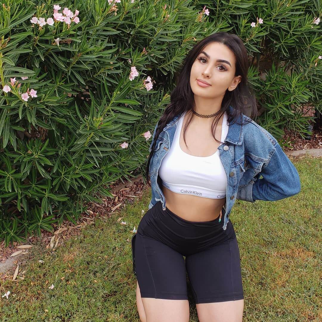 51 Hot Pictures Of SSSniperWolf Will Expedite An Enormous Smile On Your Face 32