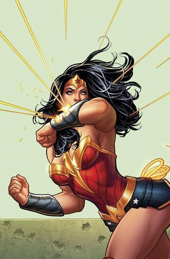 50+ Hot Pictures Of Wonder Woman From DC Comics 3