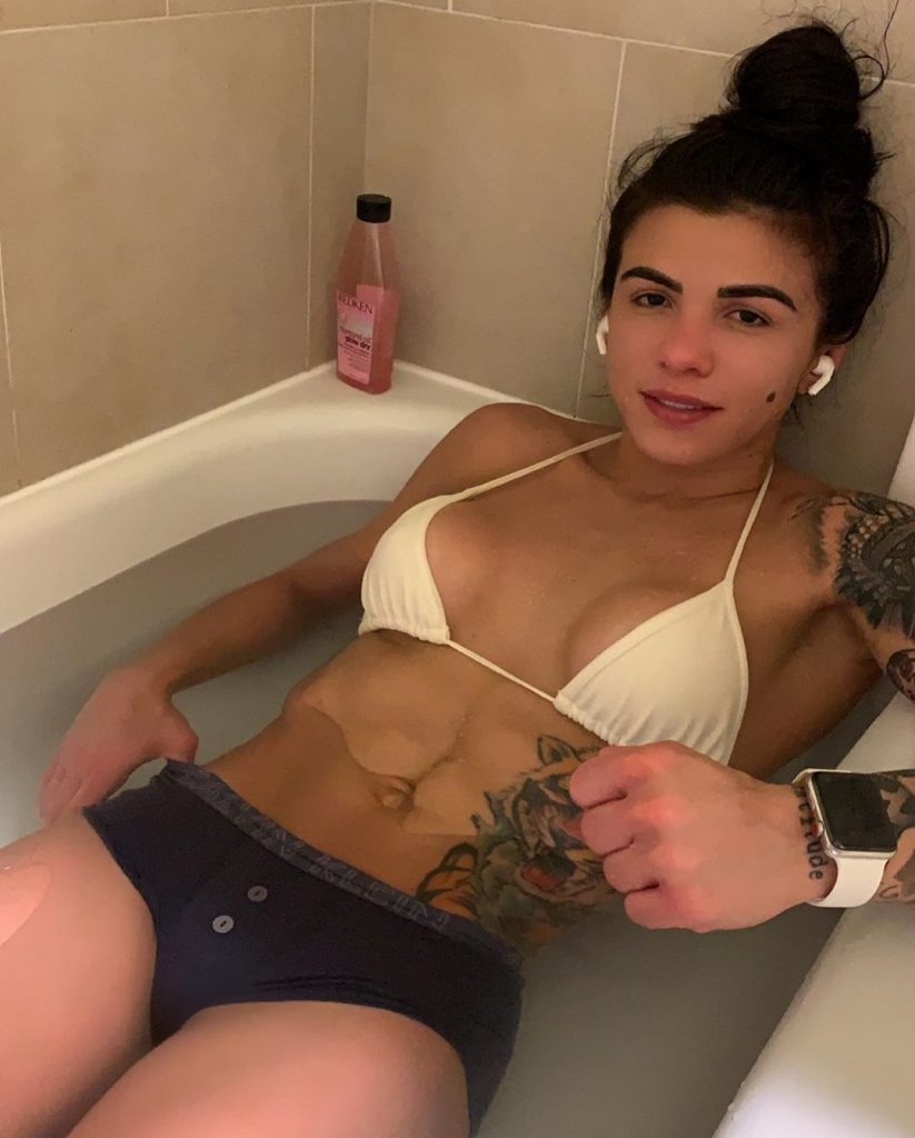 60 Sexy and Hot Claudia Gadelha Pictures – Bikini, Ass, Boobs 7