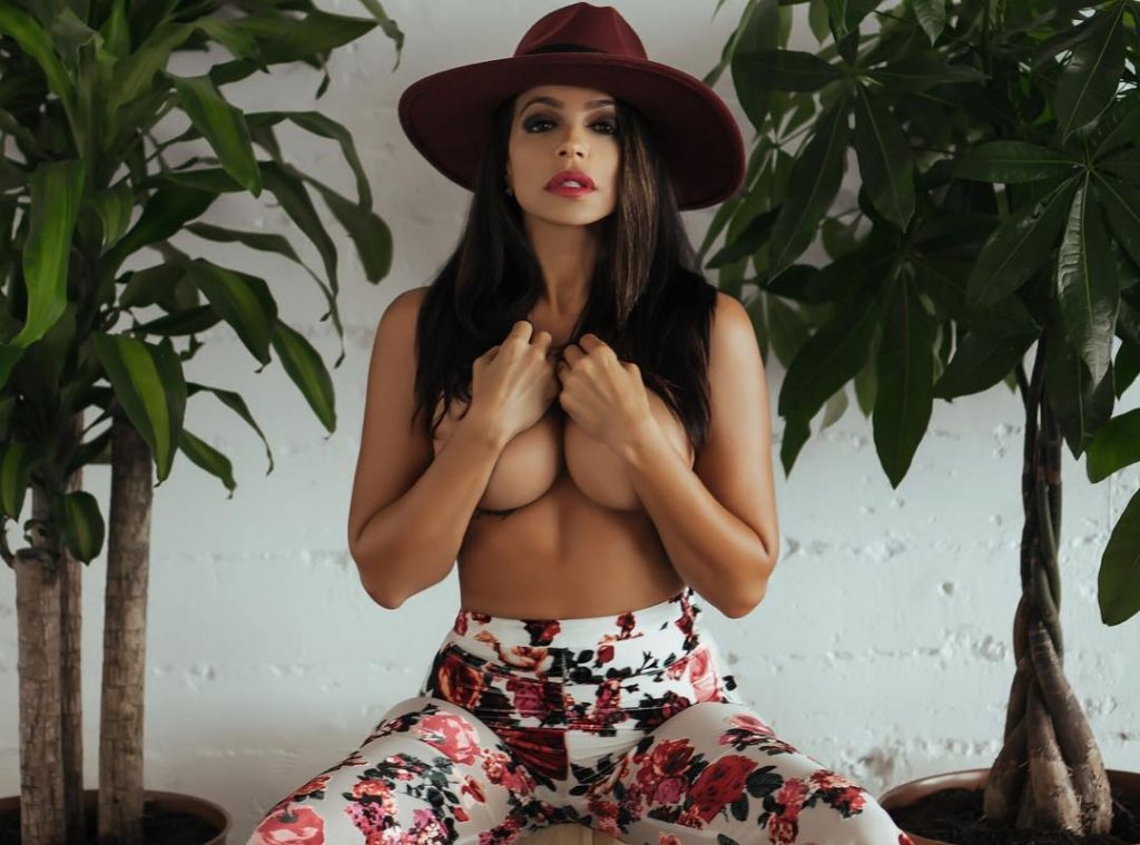 60 Sexy and Hot Vida Guerra Pictures – Bikini, Ass, Boobs 11