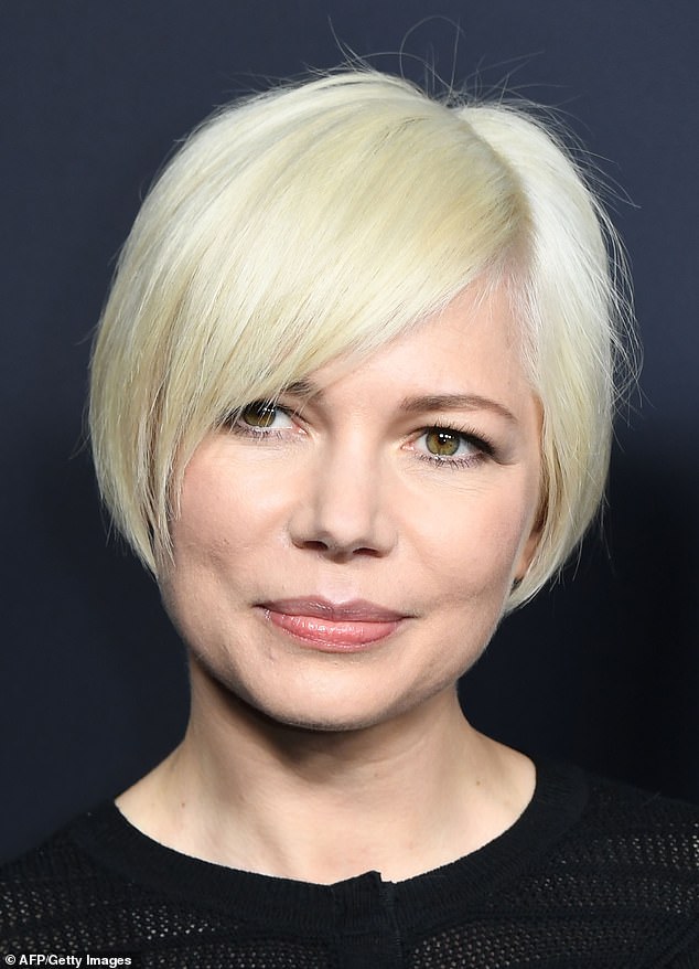 43 Sexy and Hot Michelle Williams Pictures – Bikini, Ass, Boobs 36