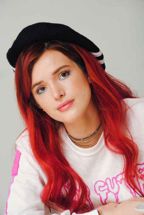 hqcelebritiescom:Bella Thorne 10000 High Quality Pictures10000... 8