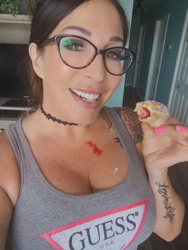 The Girls 2019-20 Let’s go nuts for Women and Donuts! (70 Photos) 387