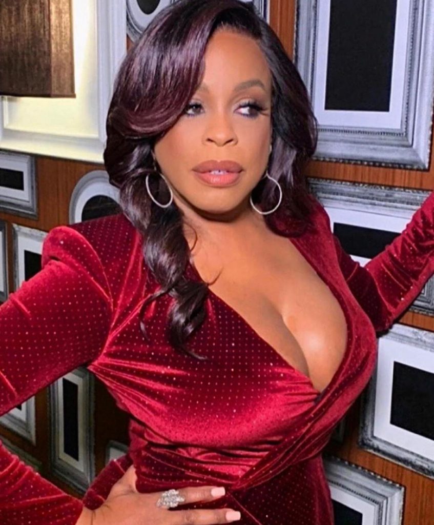 50 Sexy and Hot Niecy Nash Pictures – Bikini, Ass, Boobs 12
