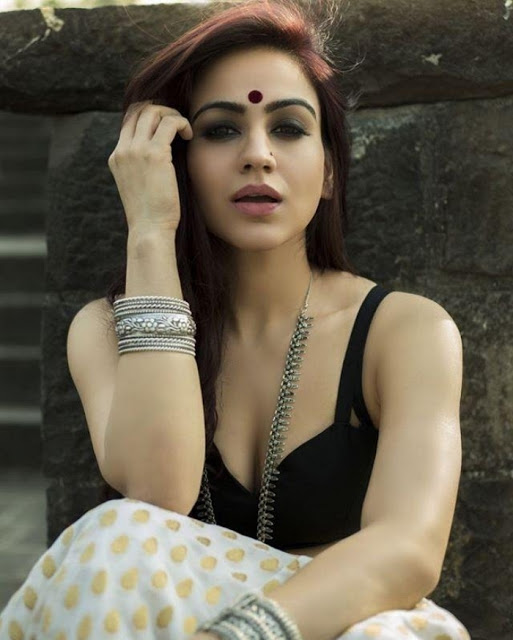 Aksha Pardasany Telugu Actress Latest Photoshoot Pics 70