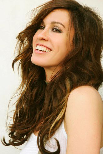 42 Sexy and Hot Alanis Morissette Pictures – Bikini, Ass, Boobs 39