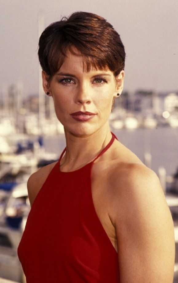 49 Alexandra Paul Nude Pictures Display Her As A Skilled Performer 8