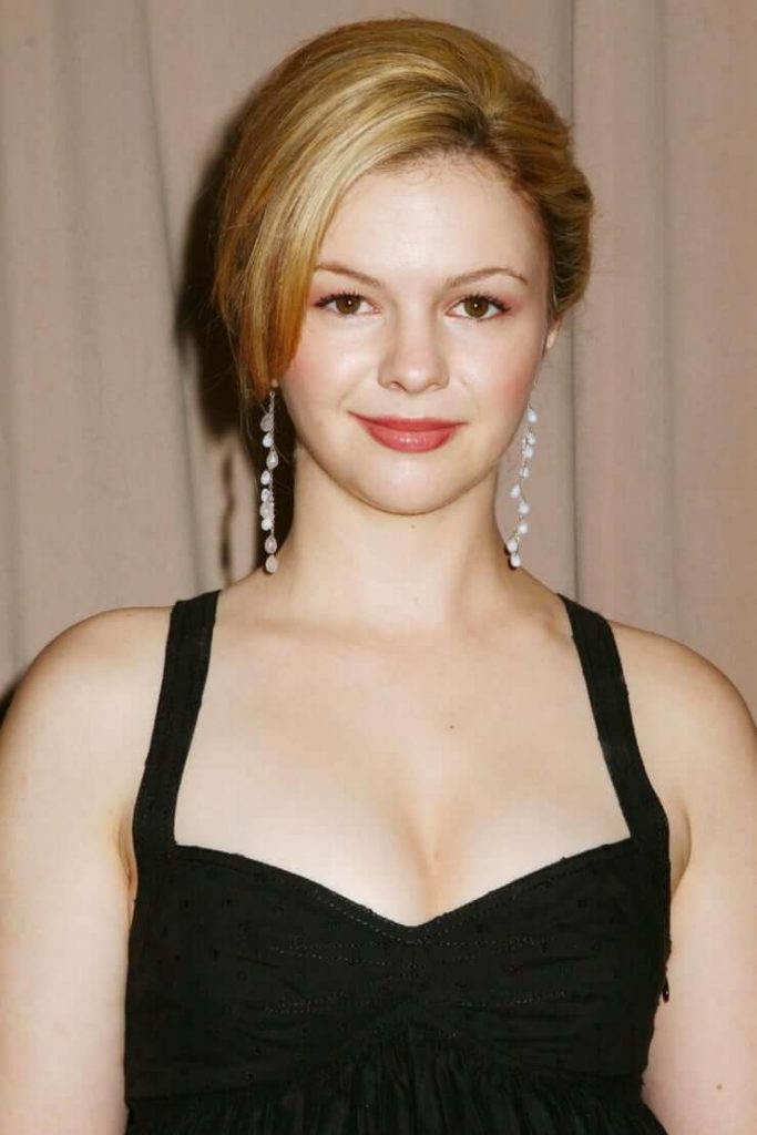 50 Sexy and Hot Amber Tamblyn Pictures – Bikini, Ass, Boobs 66