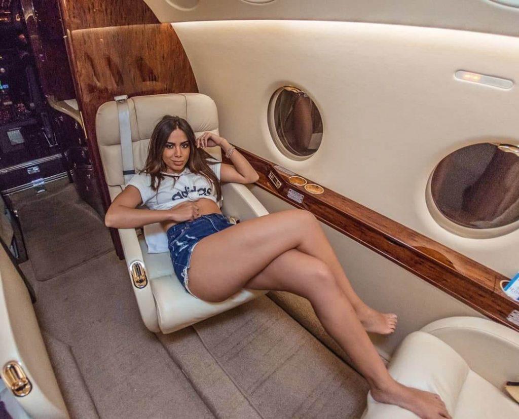 49 Anitta Nude Pictures That Are Sure To Put Her Under The Spotlight 3