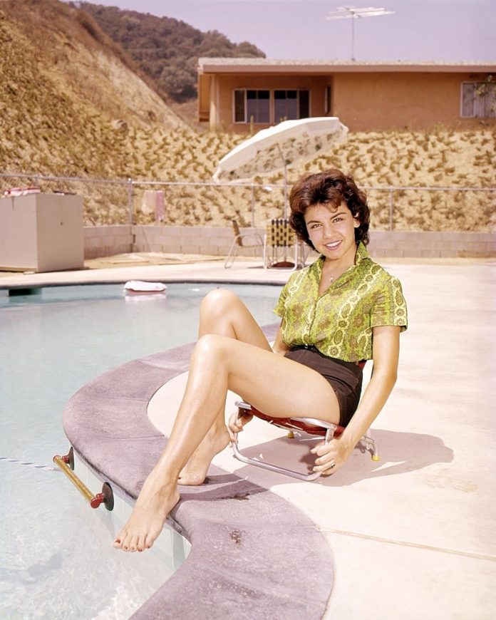 52 Annette Funicello Nude Pictures Show Off Her Dashing Diva Like Looks 34