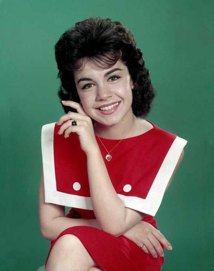 52 Annette Funicello Nude Pictures Show Off Her Dashing Diva Like Looks 19