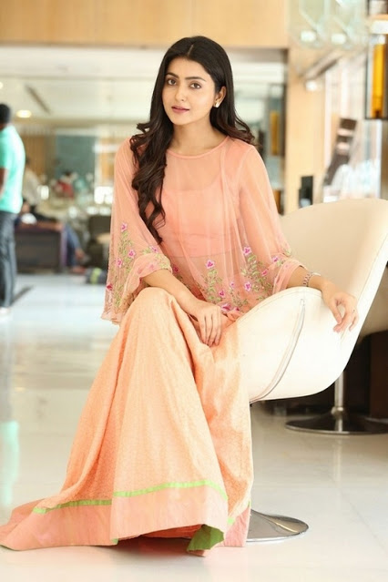 Telugu Actress Avanthika Mishra Latest Cute Photo shoot Pics 3