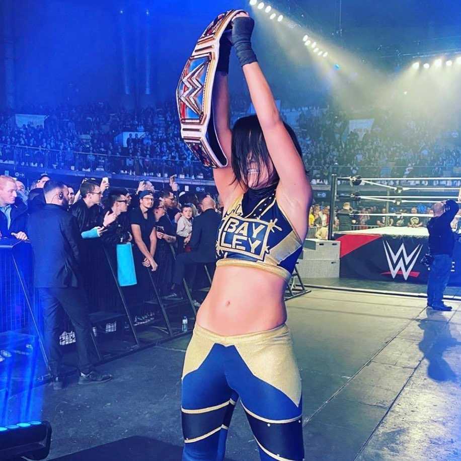 70+ Hot Pictures Of Bayley Will Hypnotise You With Her Exquisite Body 24