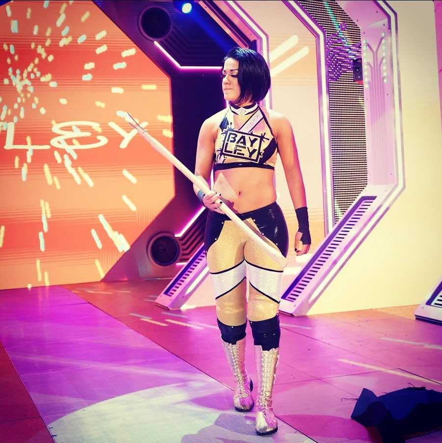 70+ Hot Pictures Of Bayley Will Hypnotise You With Her Exquisite Body 15