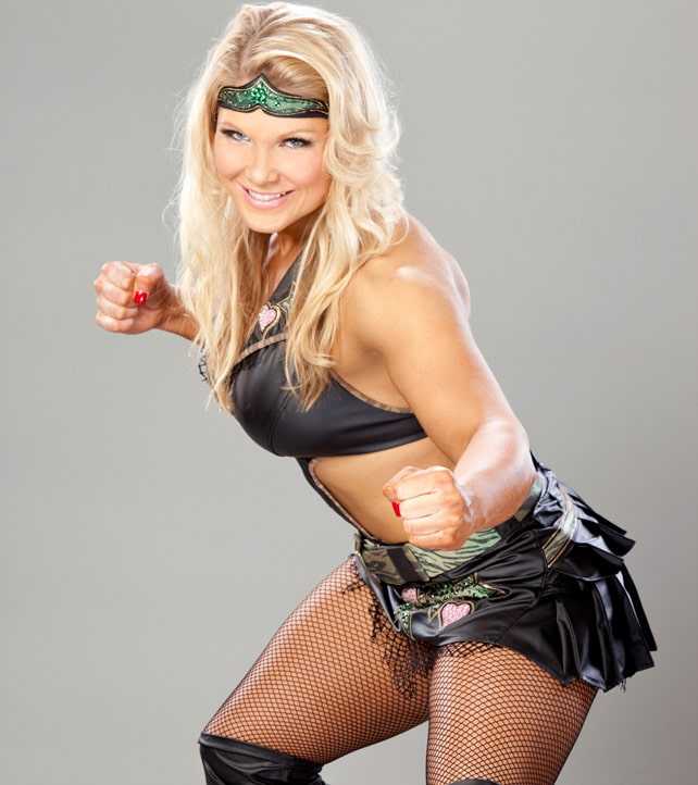 55 Sexy and Hot Beth Phoenix Pictures – Bikini, Ass, Boobs 233