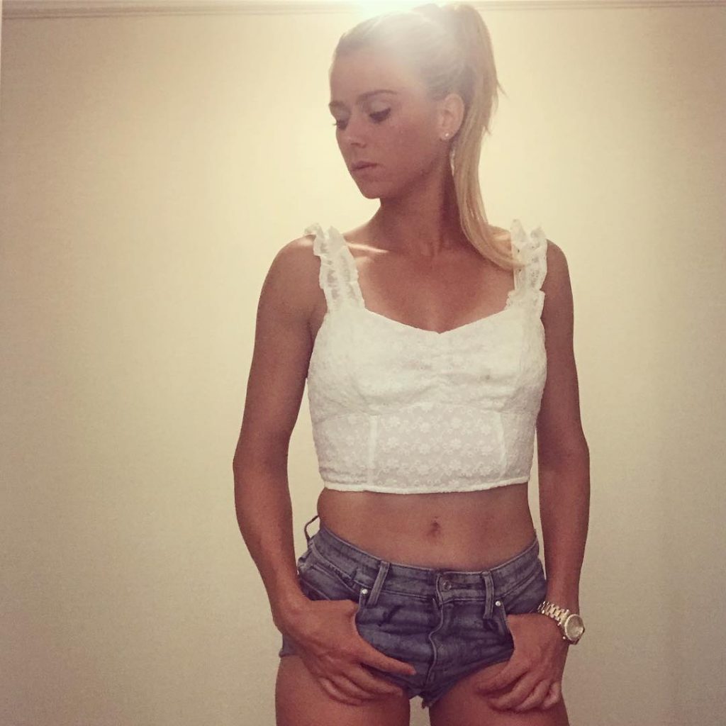47 Sexy and Hot Camila Giorgi Pictures – Bikini, Ass, Boobs 20