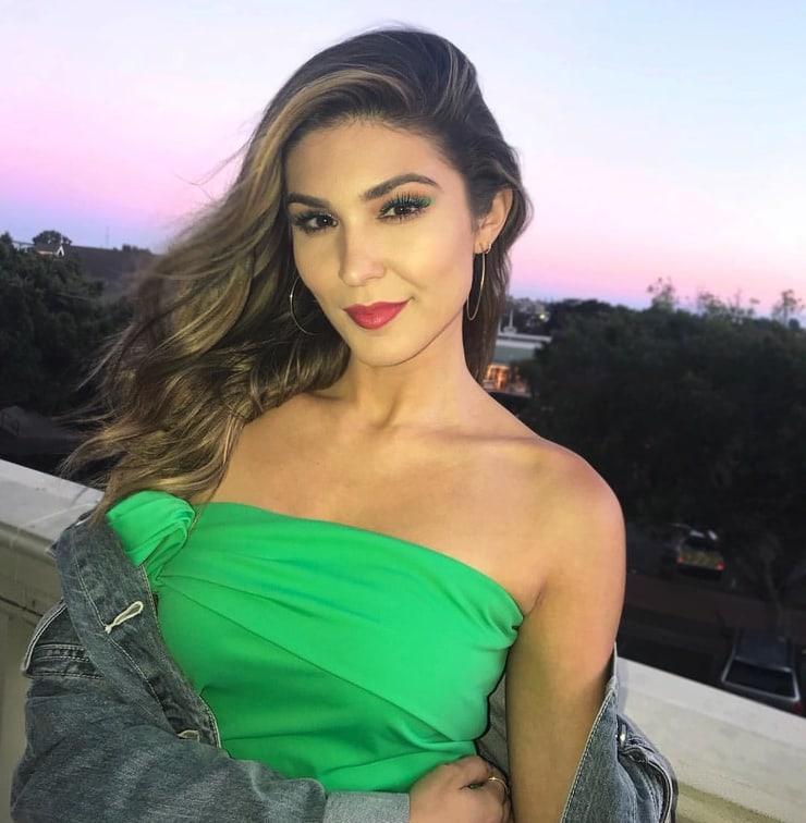 51 Sexy and Hot Cathy Kelley Pictures – Bikini, Ass, Boobs 208