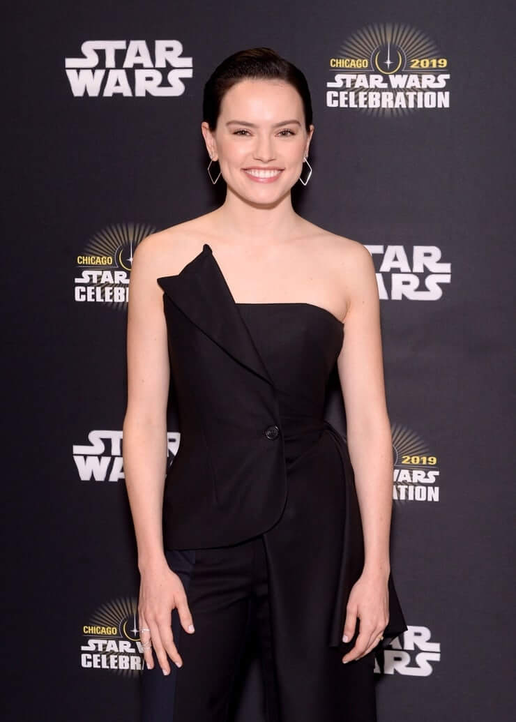 Daisy Ridley amazing pictures (2)