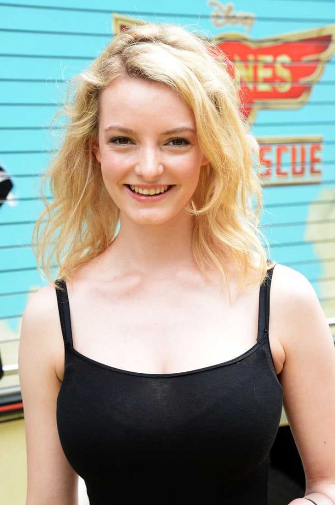 49 Dakota Blue Richards Nude Pictures Uncover Her Attractive Physique 40
