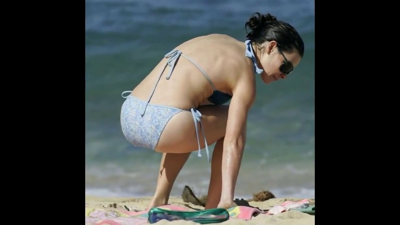 Evangeline Lilly booty